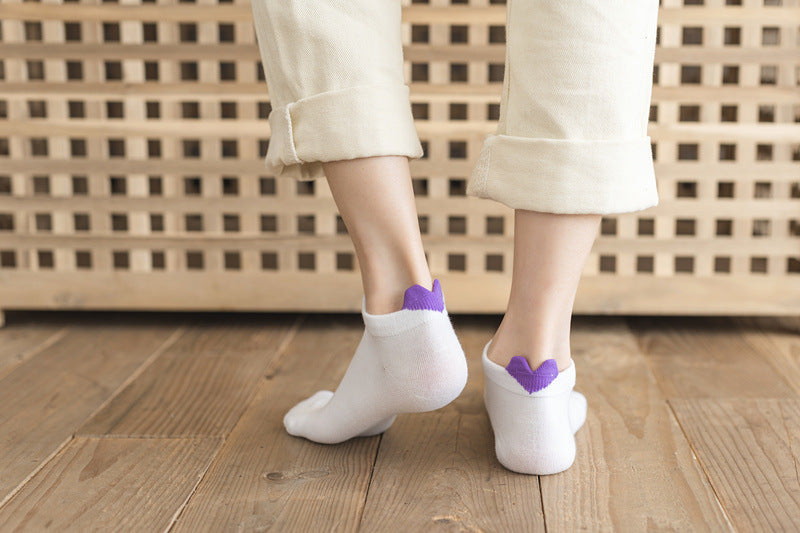 Spring/summer women's socks, solid color, three-dimensional design.