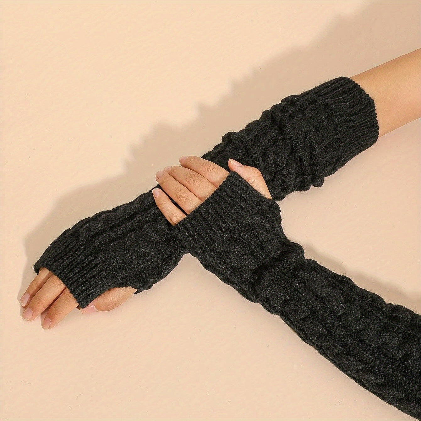 Short finger wool twisted gloves with short cuff and arm sleeve