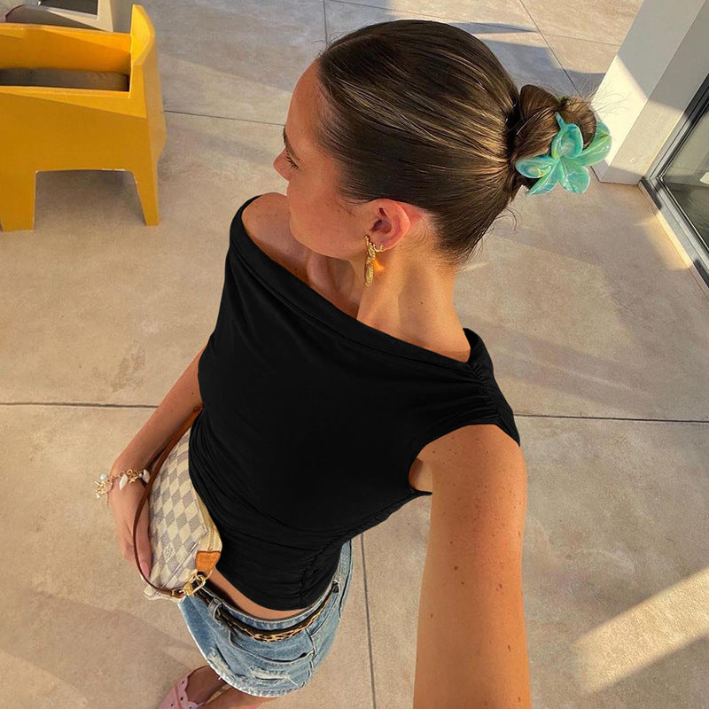Haut Femme Élégant à Col Diagonal – Style Street Chic et Minimaliste