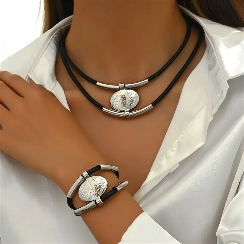 Ensemble collier et bracelet femme, pendentif ovale argenté style rétro