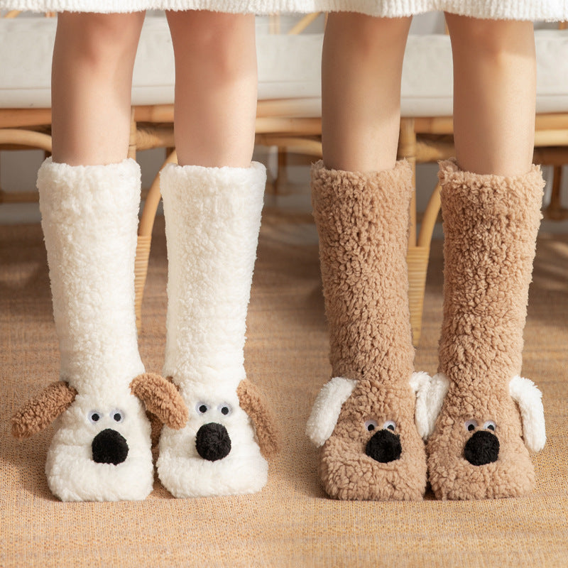 Chaussettes chien mignon en peluche