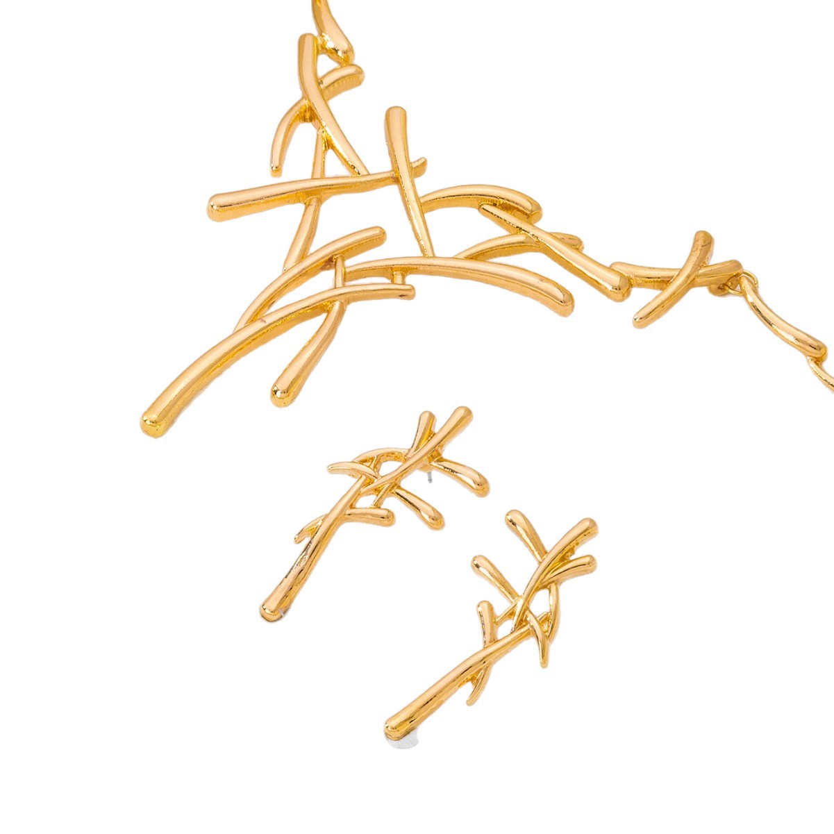 Ensemble collier et boucles d’oreilles à lignes croisées