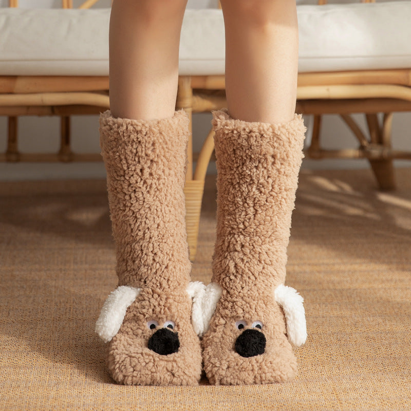 Chaussettes chien mignon en peluche