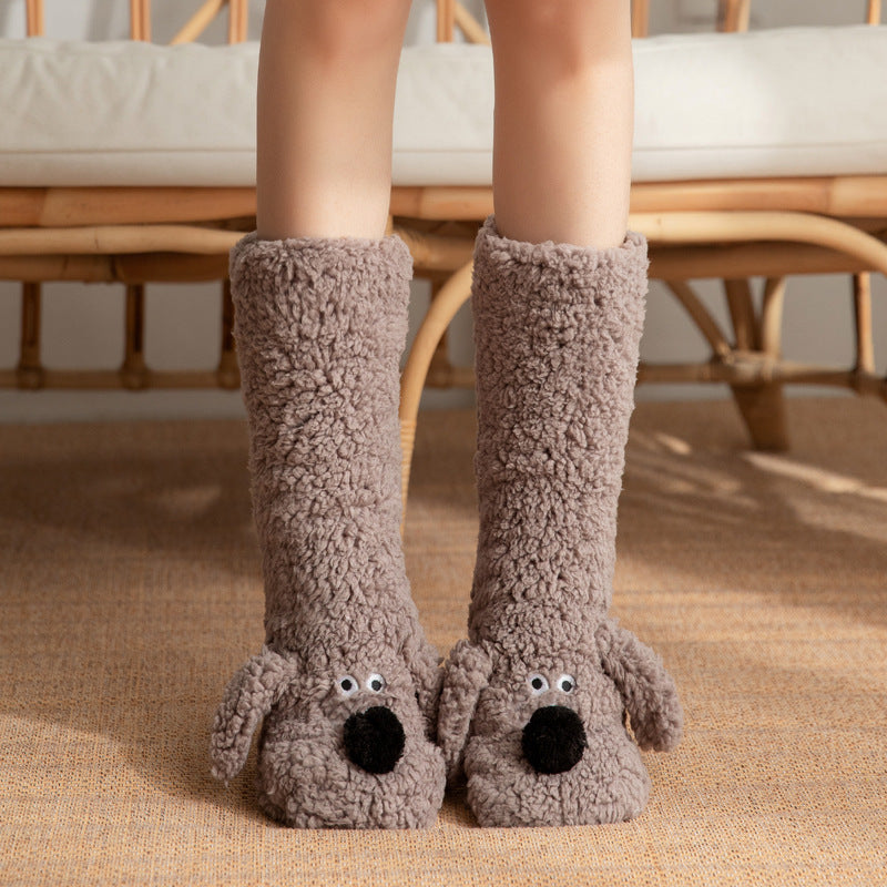 Chaussettes chien mignon en peluche