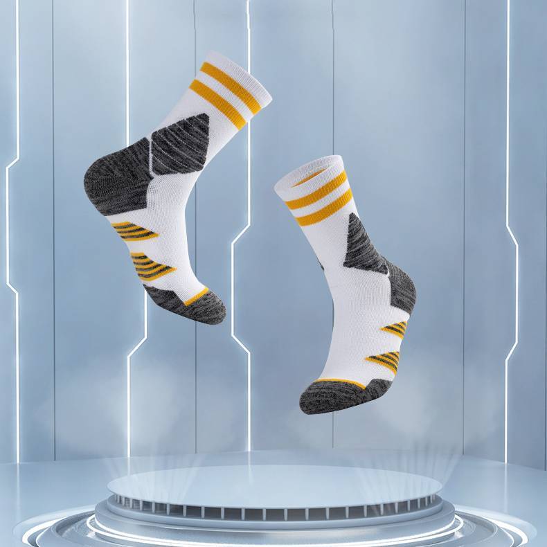 Chaussettes de sport mi-mollet tendance, respirantes et élégantes