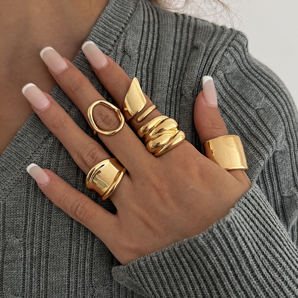 Bague ouverte géométrique irrégulière style minimaliste tendance