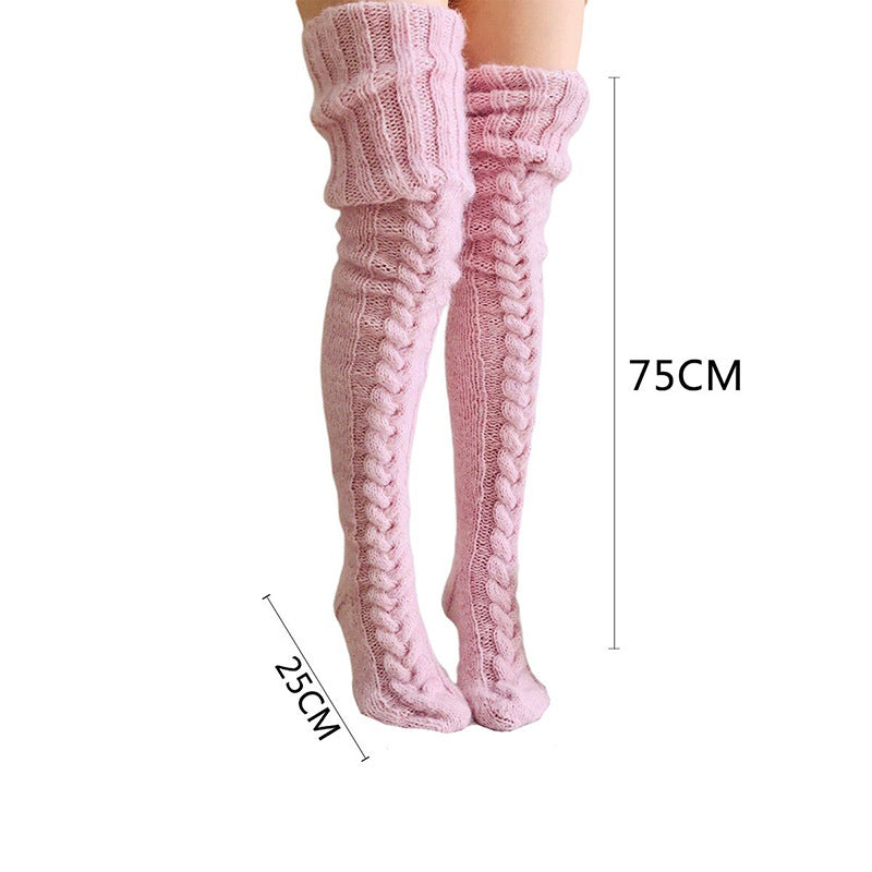 Adorables chaussettes longs tricotées