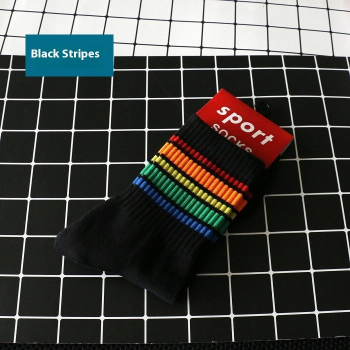 Chaussettes de sport à rayures arc-en-ciel avec semelle épaissie en éponge